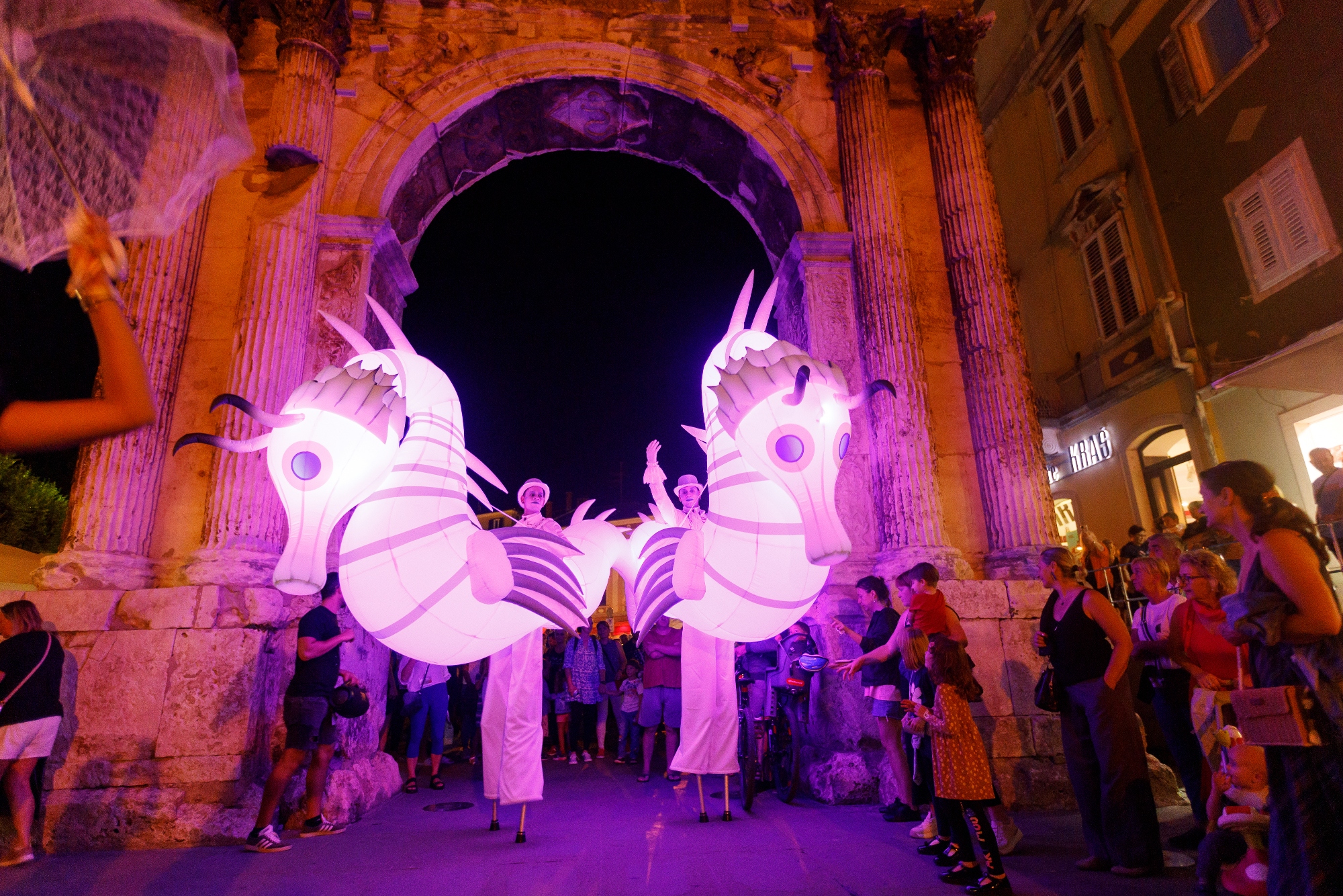 'ČAROBNA ŠETNJA PULOM' Otvoreno deveto izdanje Visualia festivala